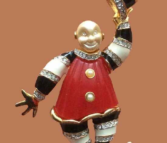 Clown jewelry symbolism and meaning