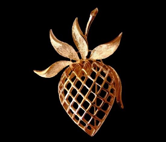 Signed Tradition vintage costume jewelry