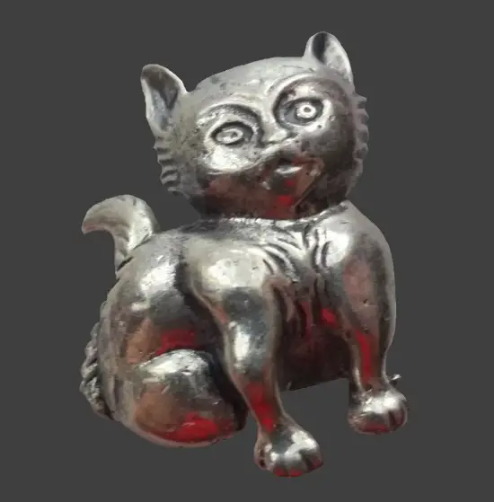 Charismatic cat sterling silver brooch